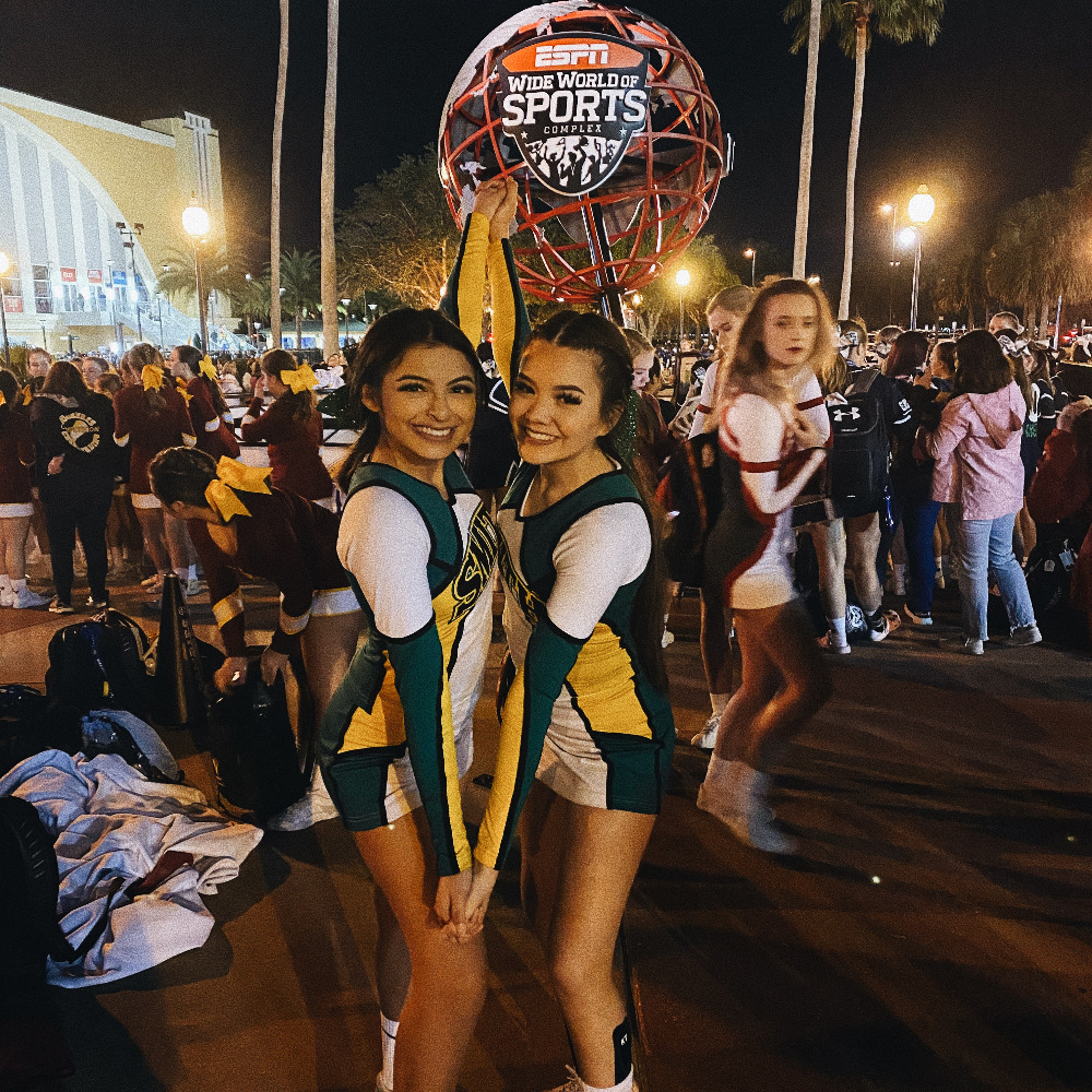 Meet your Posher, Tiffani